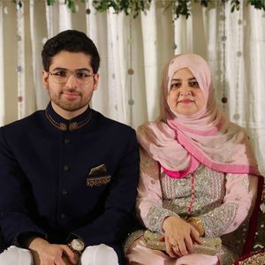 Meet your Posher, Saeeda